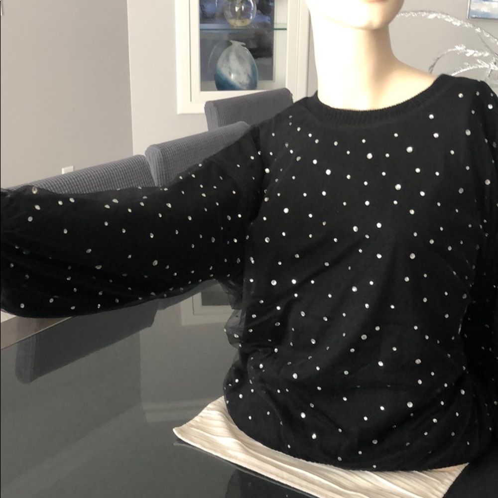 Sweater - Picture 2 of 4